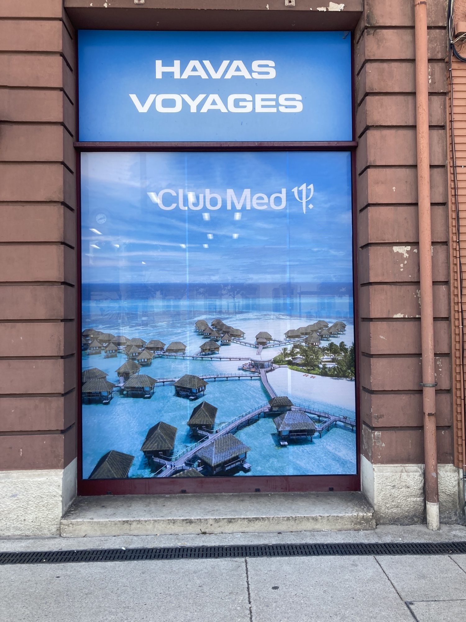 Invitation aux voyages